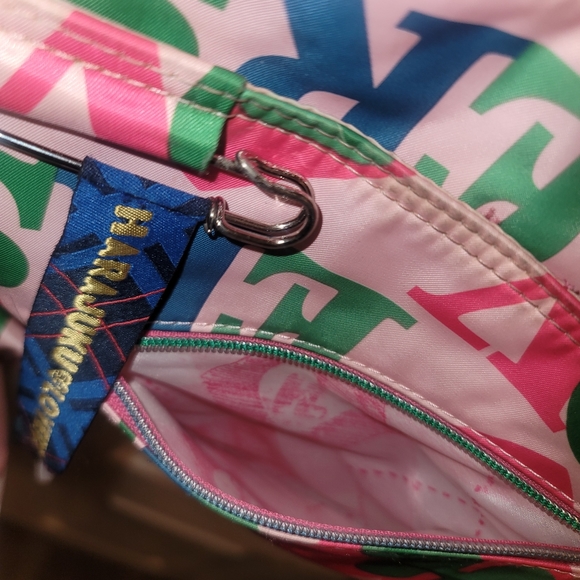 Harajuku Lovers satchel 💗 - Picture 11 of 11